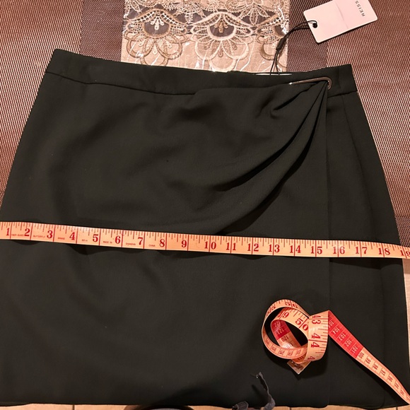 NWT REISS Ginnie Tailored Wool Blend Wrap Bottle Green Skirt - UK 10 / US 6 - Picture 14 of 15